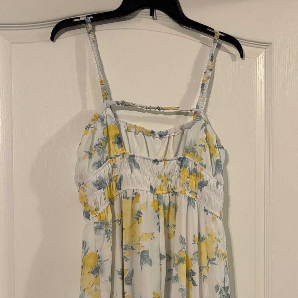 Trixxi White Maxi Dress with Yellow Floral Print - Picture 5 of 5